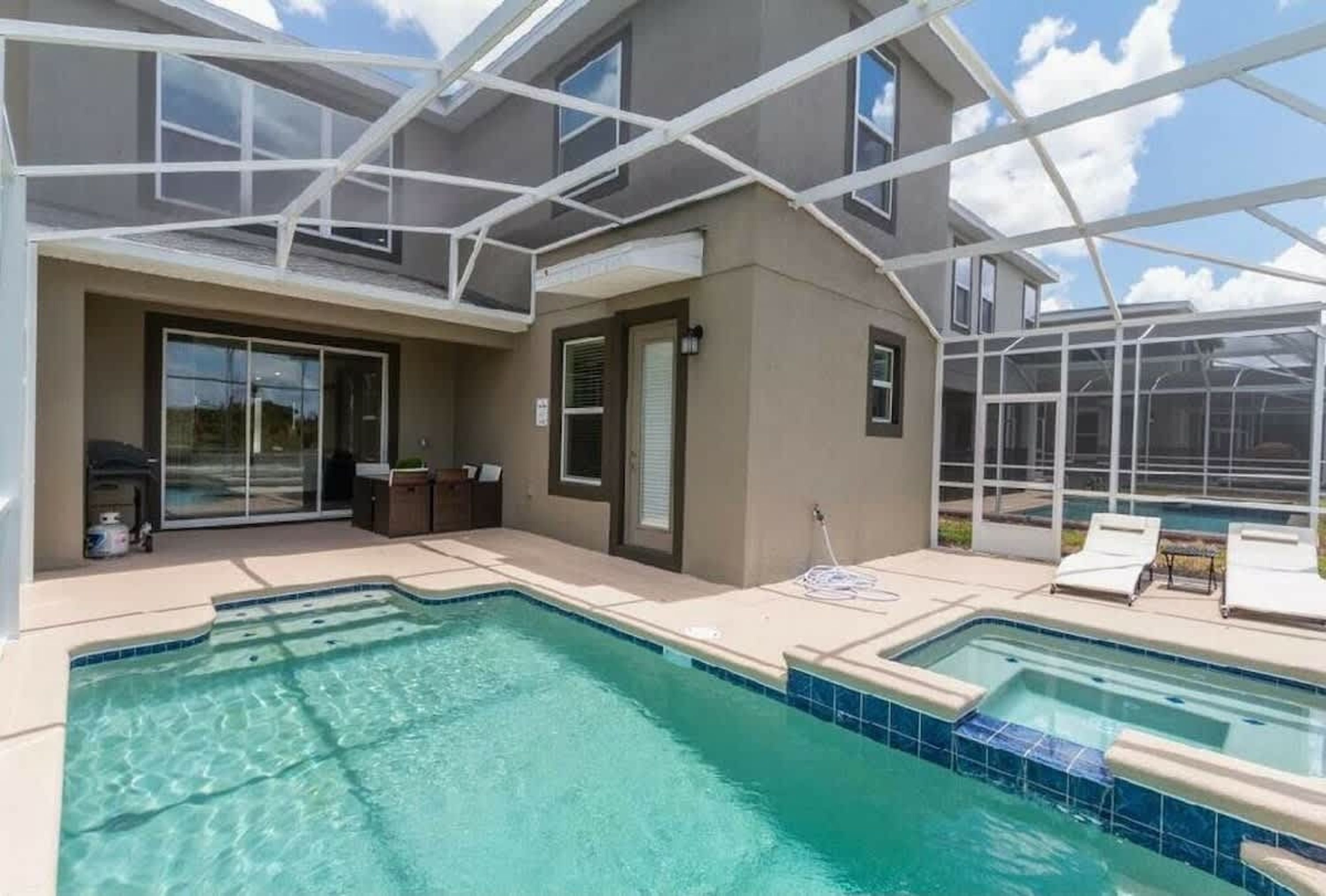 独立别墅 | 5 多间卧室