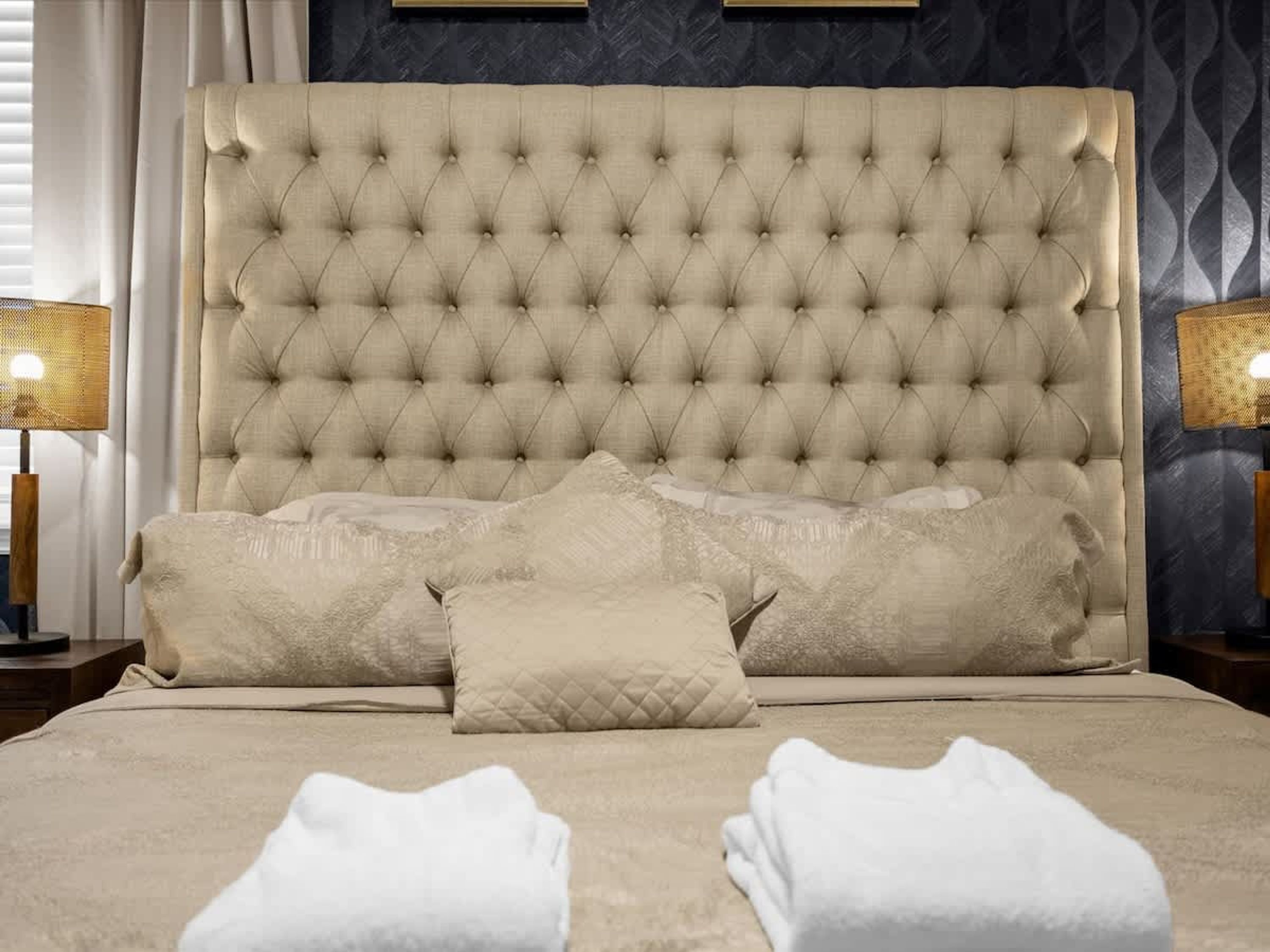 House | 7 bilik tidur 