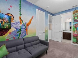 House | 12 bilik tidur 