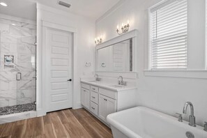 House | 7 bedrooms - Modern Family 7BR w Private Pool and Patio (Miramar Beach)