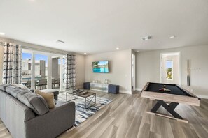 Room - Stylish Penthouse at Reunion Near Disney (Kissimmee)