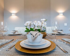 House | 5 bilik tidur 