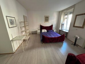 Room, 1 Bedroom | 1 bedroom - Room-'studio Steinen' in the City Center (Basel)