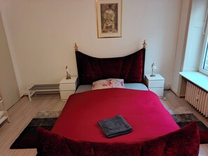 Room, 1 Bedroom | 1 bedroom - Room-'studio Steinen' in the City Center (Basel)