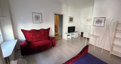 Room-'studio Steinen' in the City Center