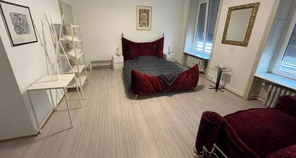 Room-'studio Steinen' in the City Center