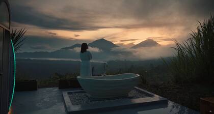 Arkaluna Resort And Adventure