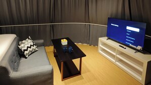 Studiosuite – premier, fjellutsikt | Innvendig