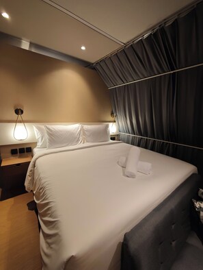 Deluxe Double Room, Mountain View | Free WiFi - Arkaluna Resort And Adventure (Bangli)