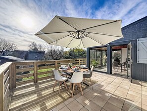 Outdoor dining - Maison de Kergoff by Interhome (St Gildas-de-Rhuys)