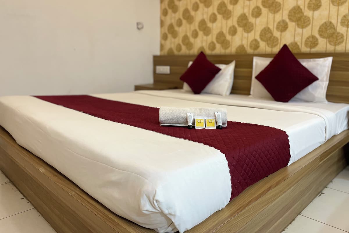 Deluxe Double Room | Free WiFi