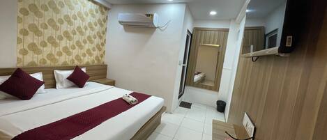 Family Quadruple Room, City View