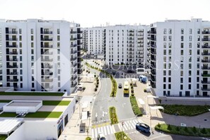 Exterior - Bloomfields Stunning 1Br in WE (Abu Dhabi)