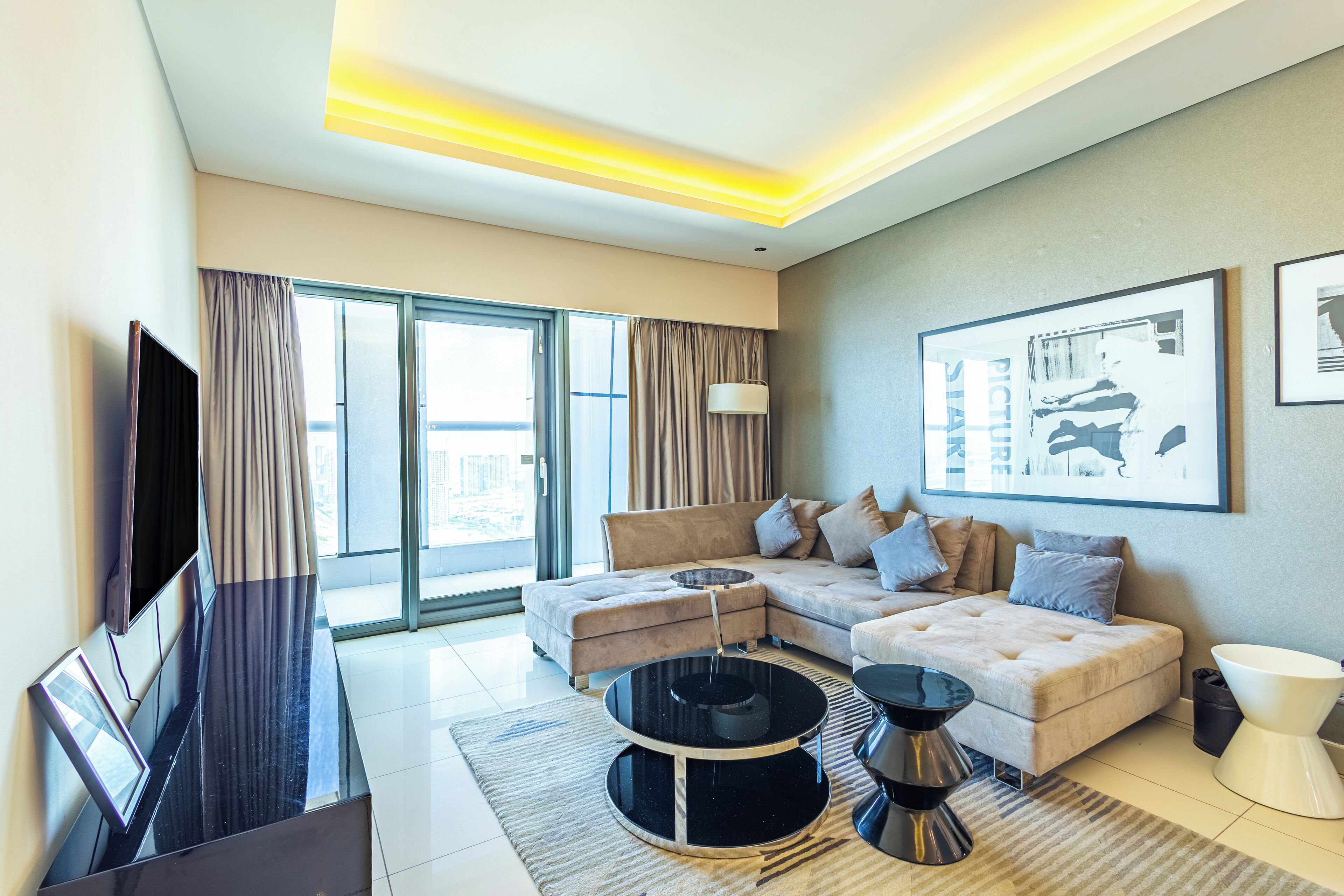 Apartment, City View | Living area