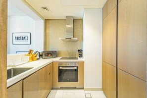 Espresso maker, coffee/tea maker, electric kettle - Superhost 1BR DAMAC Towers Paramount (Dubai)