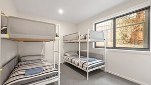 3 chambres, fer et planche à repasser, accès Internet