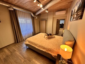 3 chambres, fer et planche à repasser, accès Internet, draps fournis