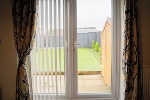 Interior - Coventry Charm Retreat (Coventry)