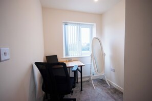 Interior - Coventry Charm Retreat (Coventry)