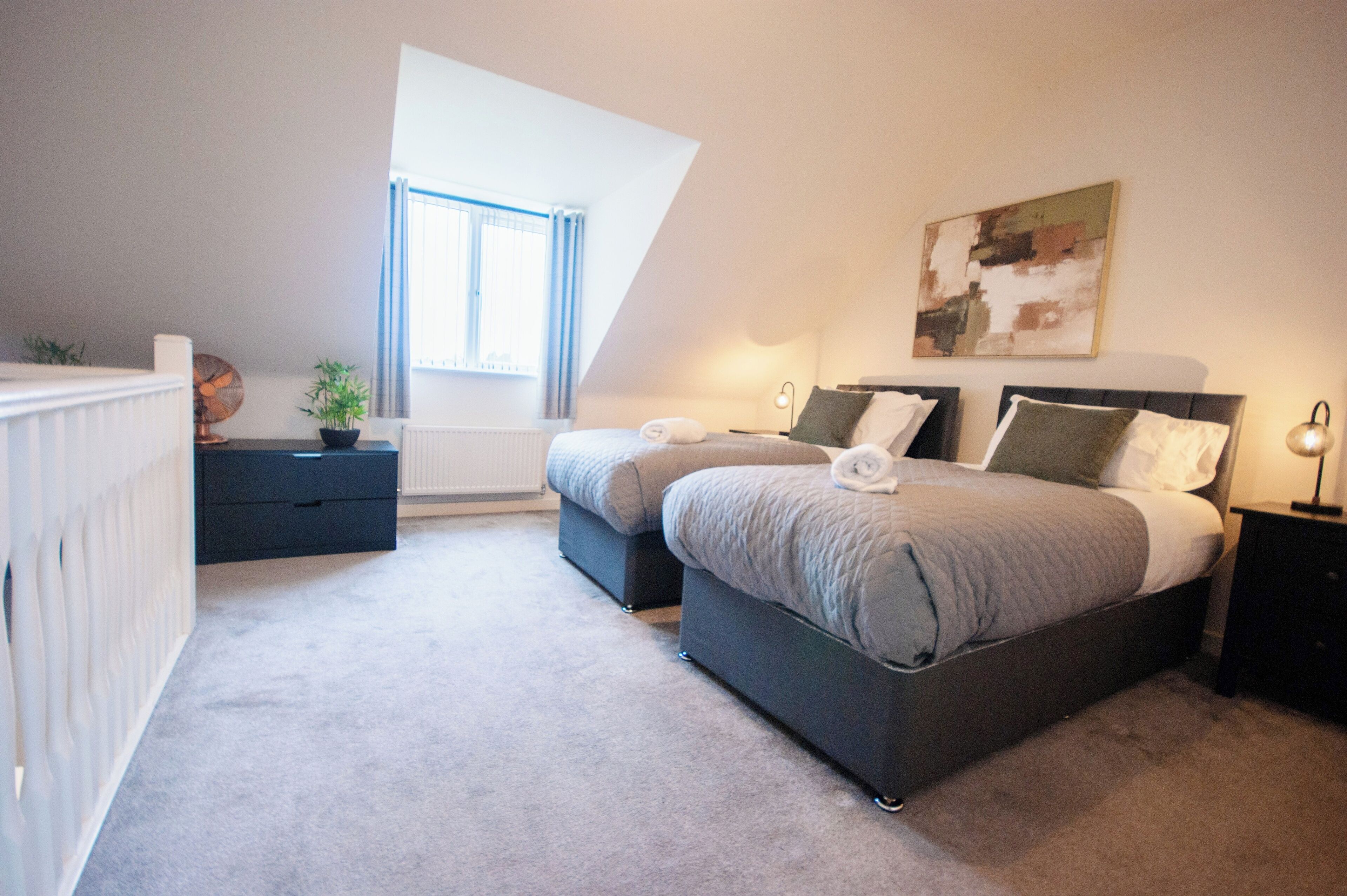 3 chambres, fer et planche à repasser, Wi-Fi gratuit, draps fournis