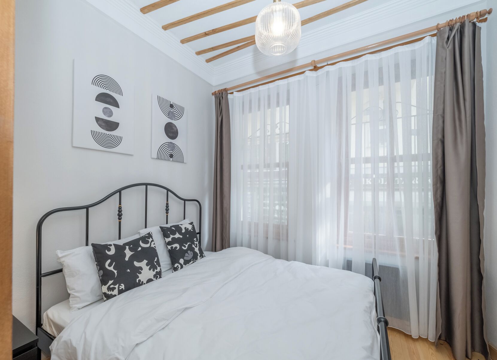 2 dormitorios, tabla de planchar con plancha, wifi y ropa de cama