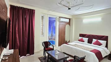 Superior Double Room, Balcony, City View | Free WiFi