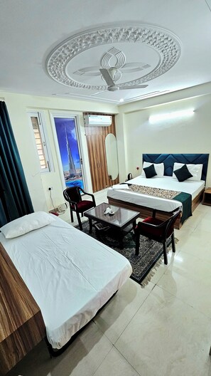 Phòng đôi Superior, ban công, quang cảnh thành phố | Truy cập Internet không dây miễn phí 