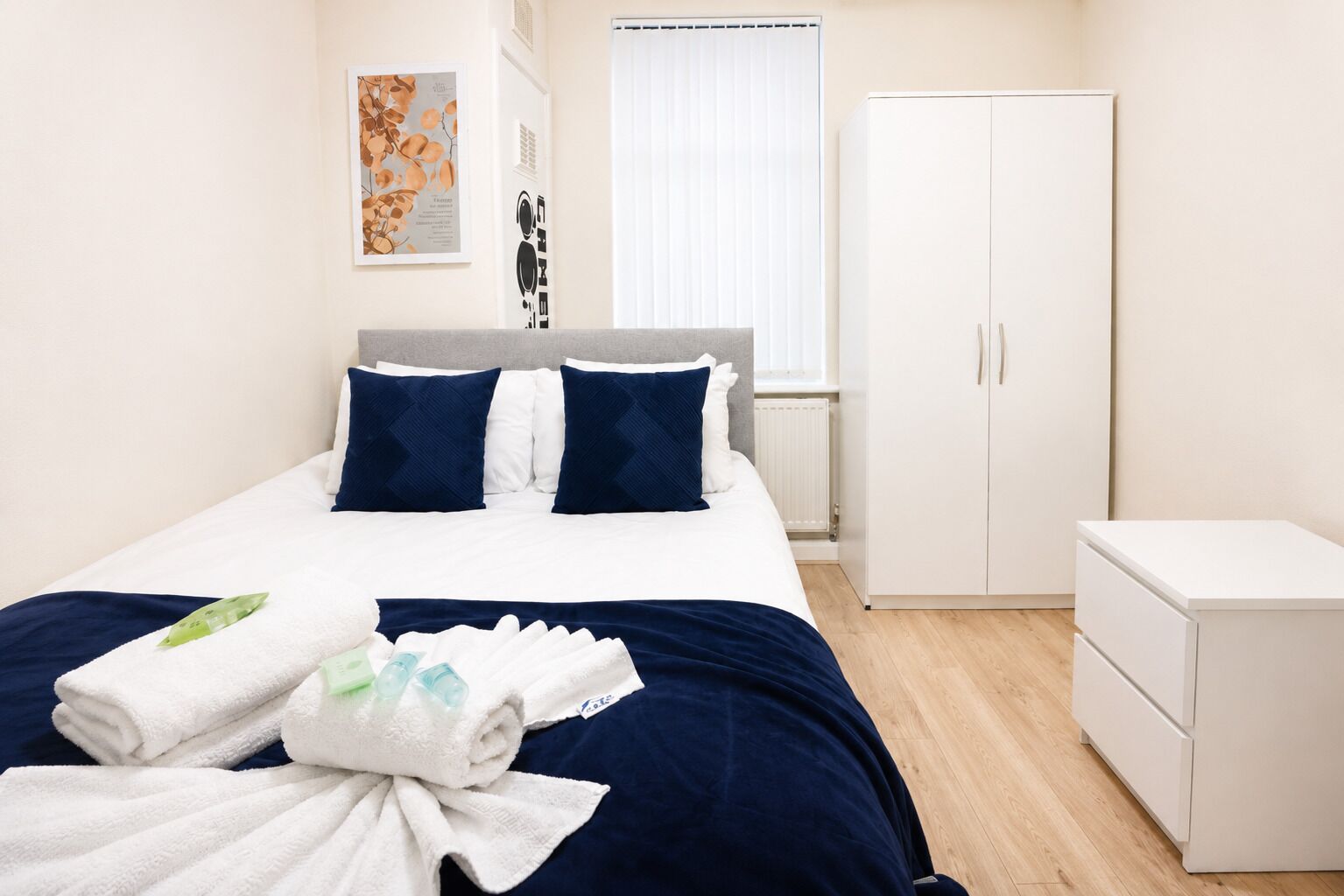 3 bedrooms, iron/ironing board, free WiFi, bed sheets