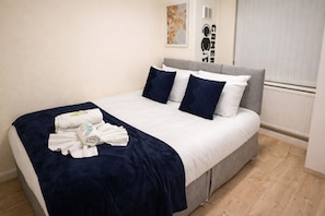 3 chambres, fer et planche Ă repasser, Wi-Fi gratuit, draps fournis