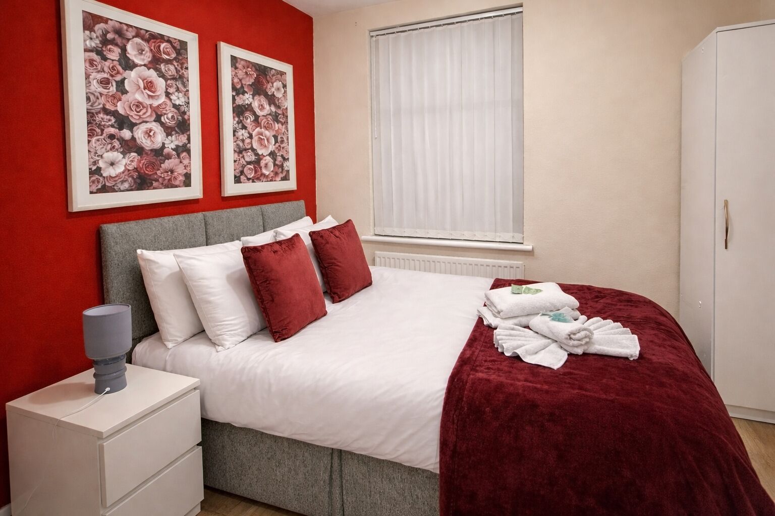 3 habitaciones, tabla de planchar con plancha y wifi gratis 