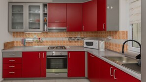 Fridge, microwave, oven, dishwasher