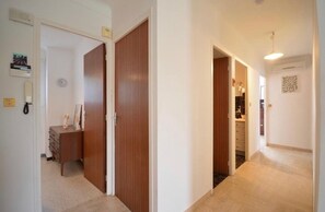Interior - Les Volets Bleus - Provencal house with swimming pool (L'Isle-sur-la-Sorgue)