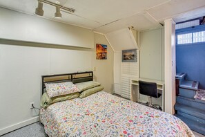 Apartment (0 Bedroom) | Interior - < 1 Mi to Downtown! Old North End Studio w/ Patio (Colorado Springs)