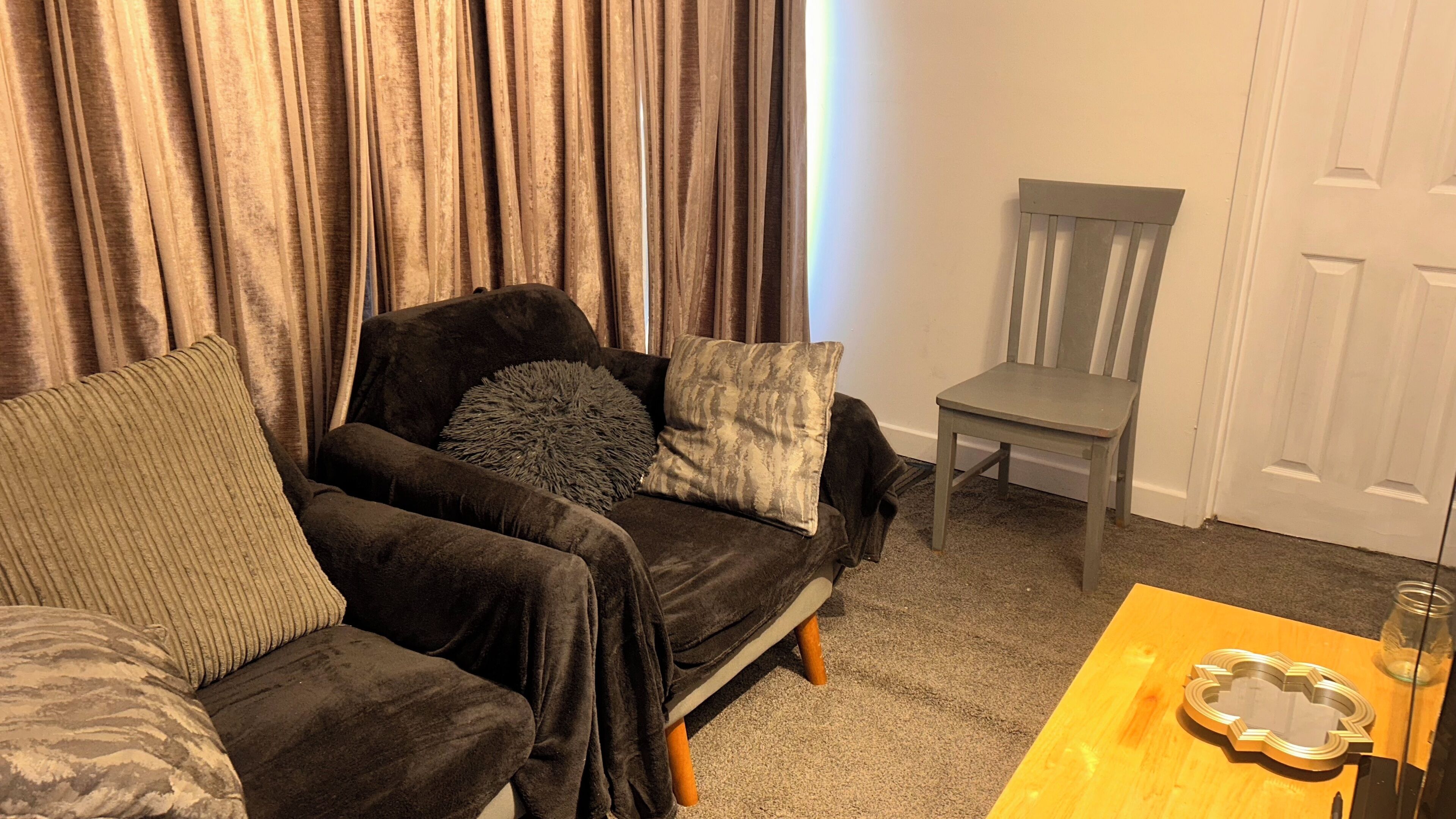 Shared Dormitory, 1 Bedroom, Smoking | Living room