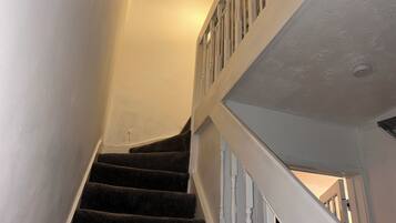 Shared Dormitory, 1 Bedroom, Smoking | Interior