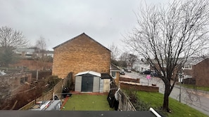 Shared Dormitory, 1 Bedroom, Smoking | Exterior - Room-serene Guest Retreat in Basildon C (Basildon)
