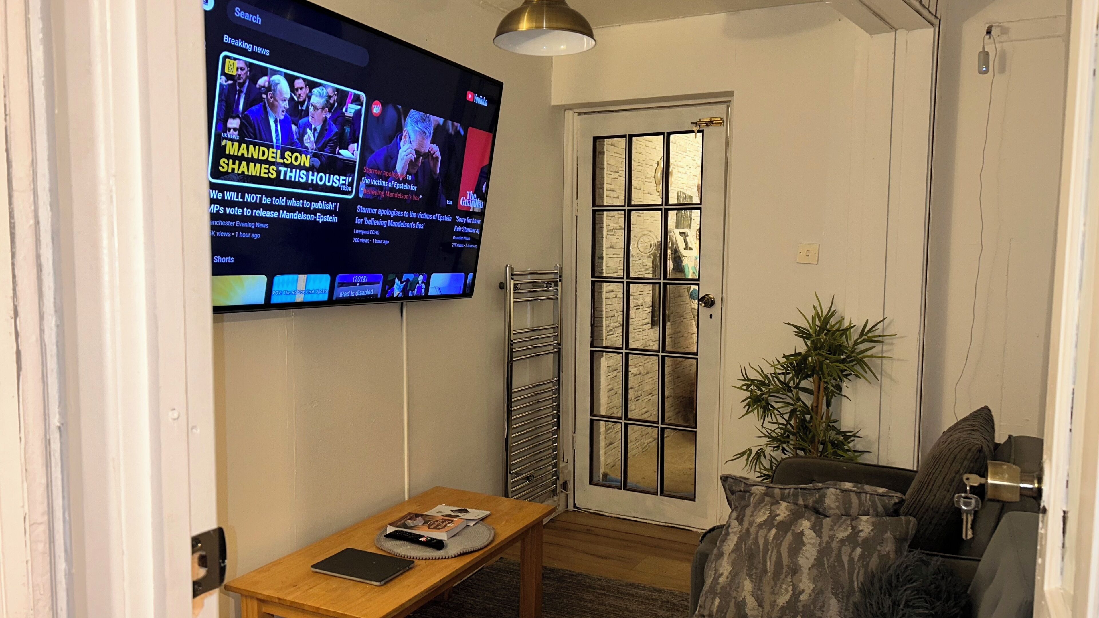 Shared Dormitory, 1 Bedroom, Smoking | Living room