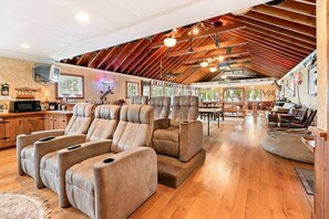 Interior - Lakefront Family Escape w~ Hot Tub ~Stunning Views (Lake Mills)