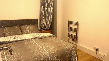 House, 4 Bedrooms, Smoking, Garden View | 4 bedrooms