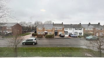 House, 4 Bedrooms, Smoking | Parking | Free self-parking