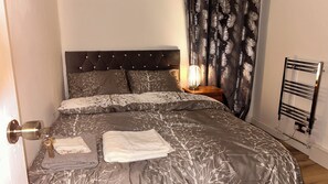 Casa, 4 camere da letto, fumatori, vista giardino | 4 camere