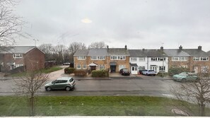 Shared Dormitory, 1 Bedroom, Smoking | Exterior - Room-cozy Guest Room in Basildon With Sh (Basildon)