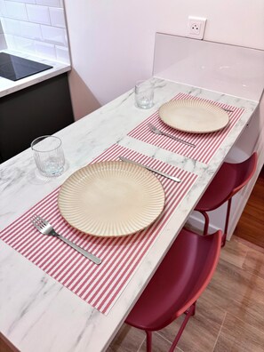 Dining - T2 Cosy - Fiber - Near Center (Reims)