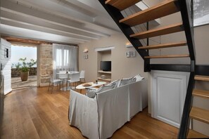 Apartment, Patio, Sea View | Interior - Monte (Rovinj)