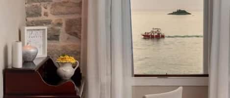 Appartement, patio, vue sur la mer | Intérieur