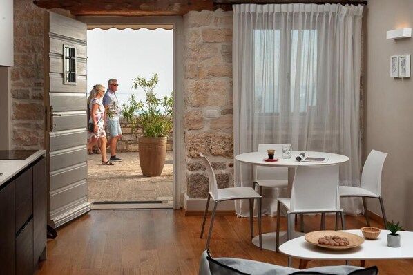 Apartment, Patio, Sea View | Dining - Monte (Rovinj)