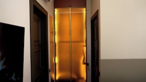 Luksus-værelse | Premium-sengetøj, senge med topmadrasser, minibar, gratis Wi-Fi