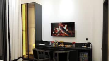 Camera Luxury | Biancheria da letto di alta qualità, materassi a doppio strato, minibar