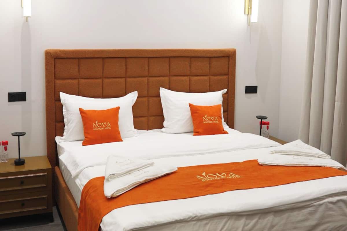Junior Room | Premium bedding, pillowtop beds, minibar, free WiFi