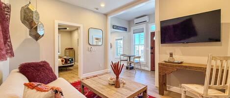 1 slaapkamer, een bureau, gratis wifi, beddengoed